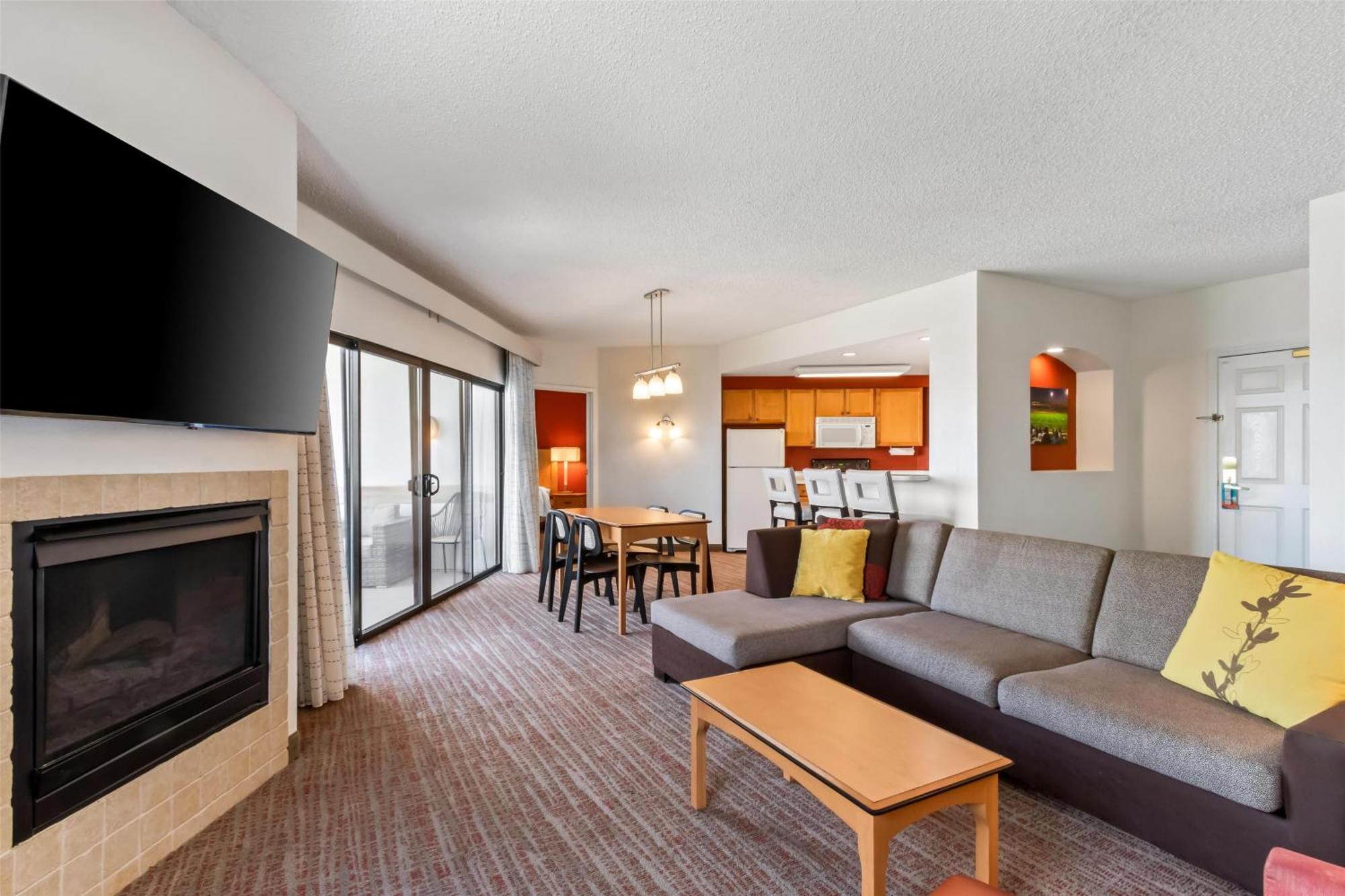 Sonesta Es Phoenix Hotel 3*