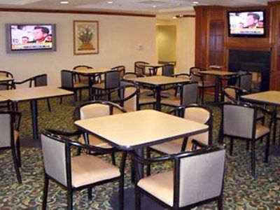 Fairfield & Midtown 3*