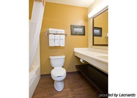 Extended America - - Airport Hotel 2*