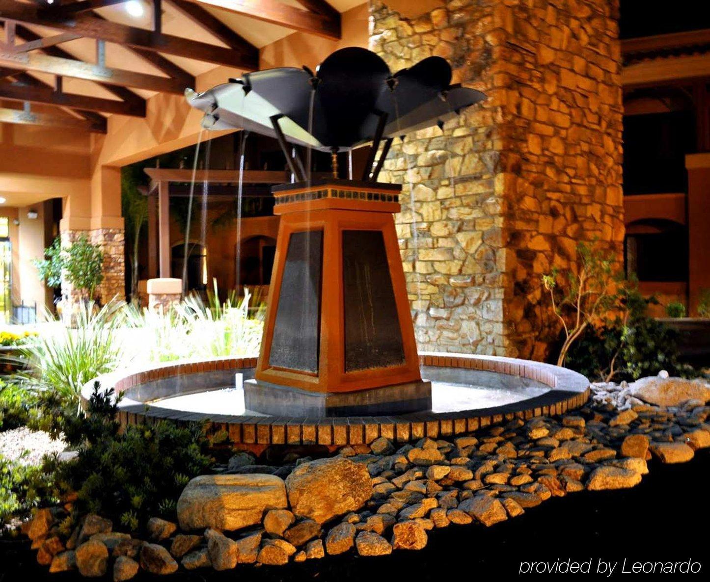 Hotel Embassy - Paloma Village