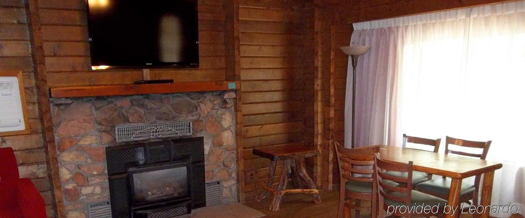 Kohl's Ranch Lodge