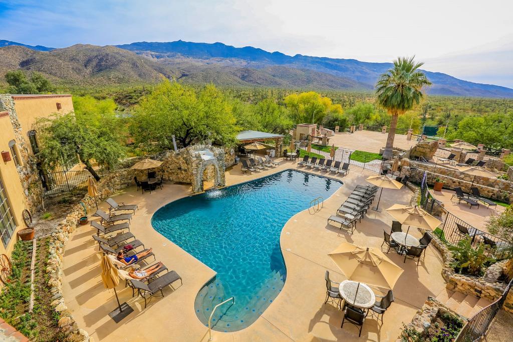 Tanque Guest Ranch * Tucson