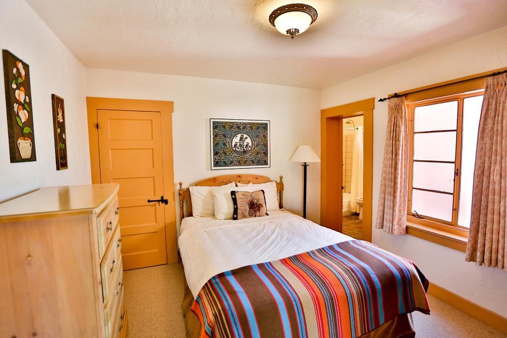 Tanque Guest Ranch Tucson