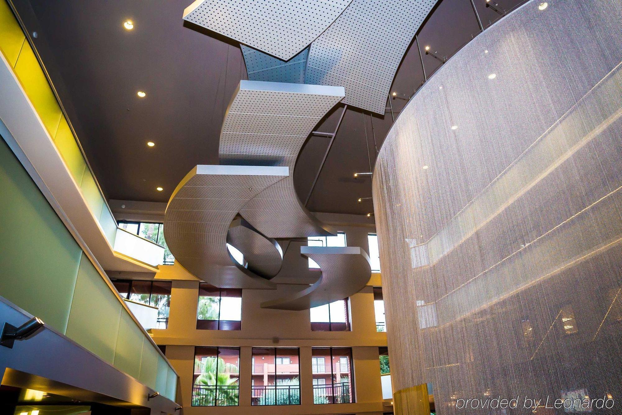 Hotel And Airport North By Ihg Phoenix