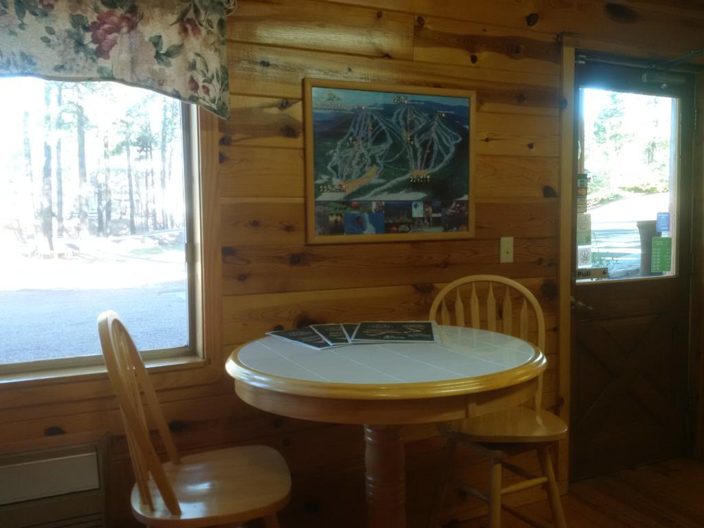 Inn Antlers *