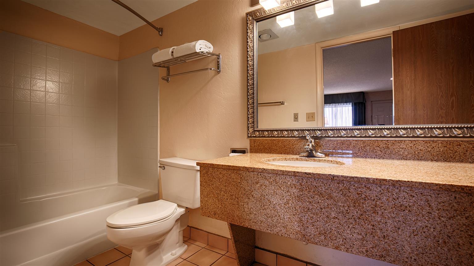 Quality I-10 Hotel