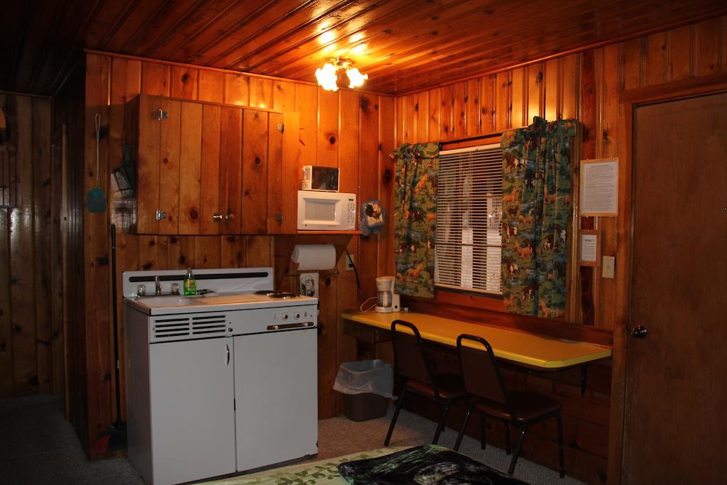 Lodge Hidden Rest Cabins