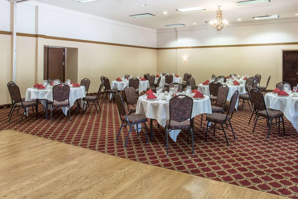 Hotel Dobson Ranch