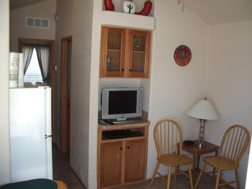 Holiday park Valley One-bedroom Park Model 14