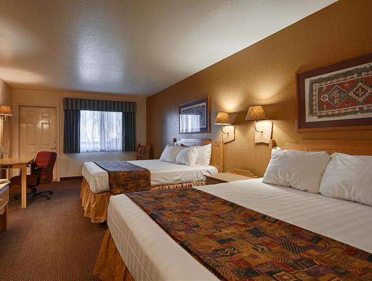 Western & Hotel