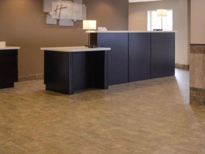 Express & By Ihg Hotel Williams