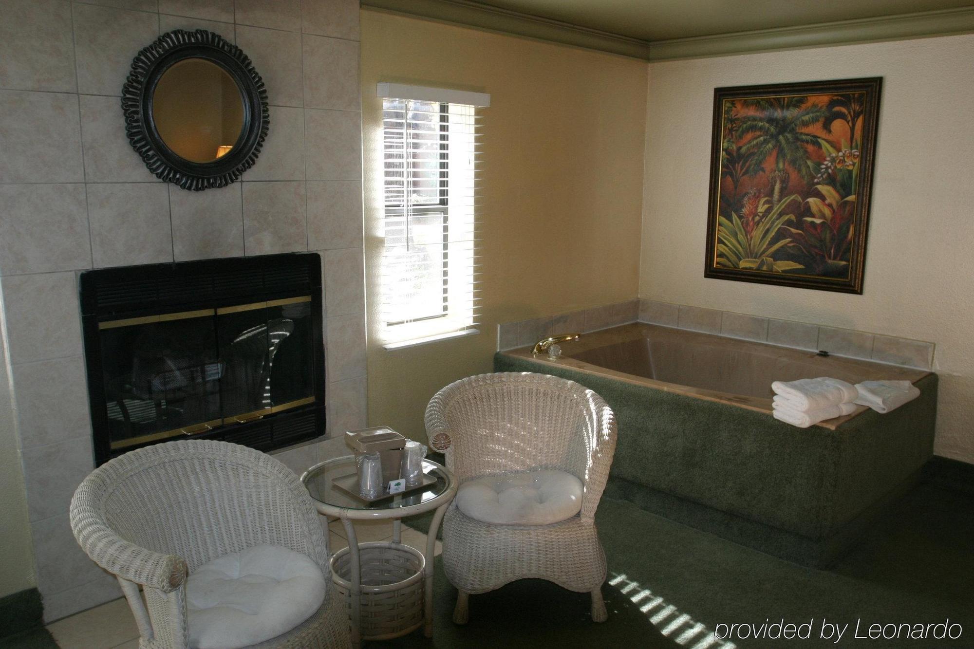 Oak Creek Terrace Lodge *