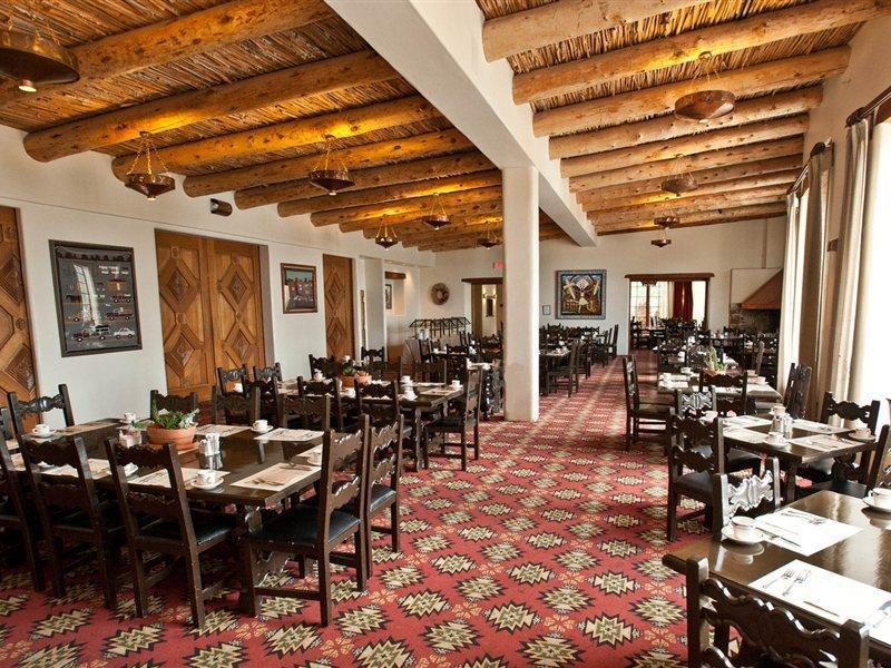 Lodge Tanque Guest Ranch *