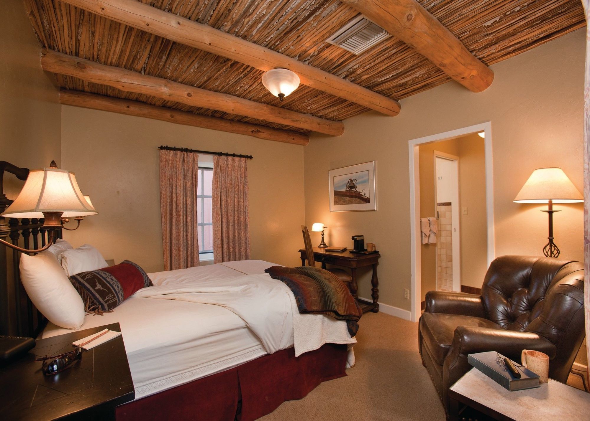 Lodge Tanque Guest Ranch *