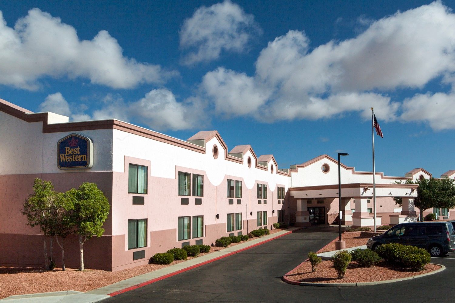 Hotel Western View Of Powell Page