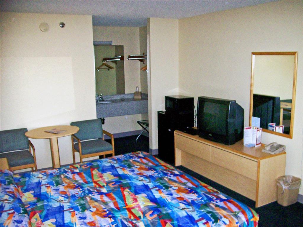 6 Chandler Hotel 2*