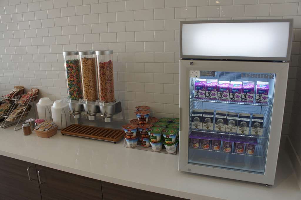 La Quinta By Wyndham At Powell Hotel Page