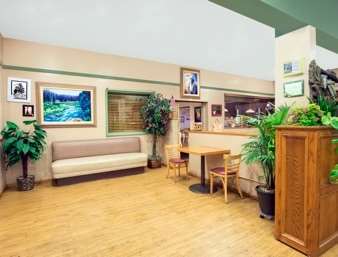 Hotel Days By Wyndham Show Show Low