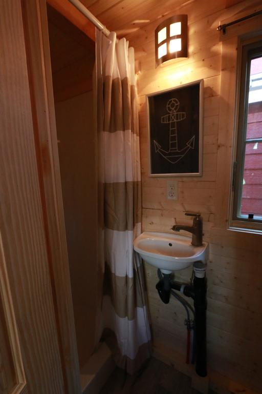 Holiday park Valley Tiny House 17 Cottonwood