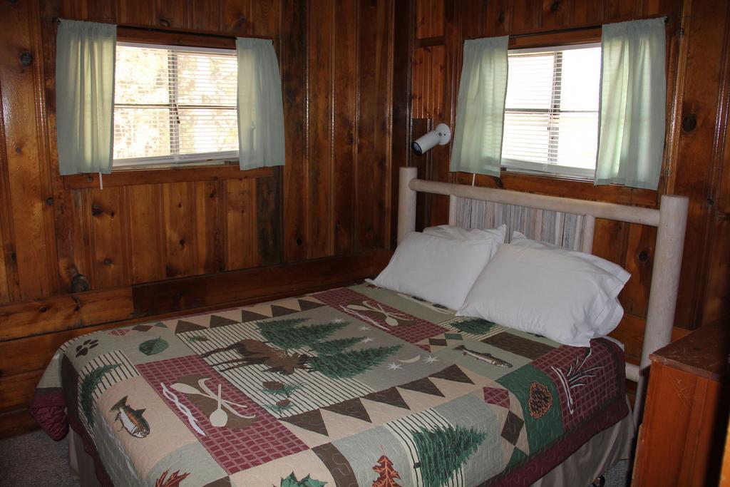 Hidden Rest Cabins