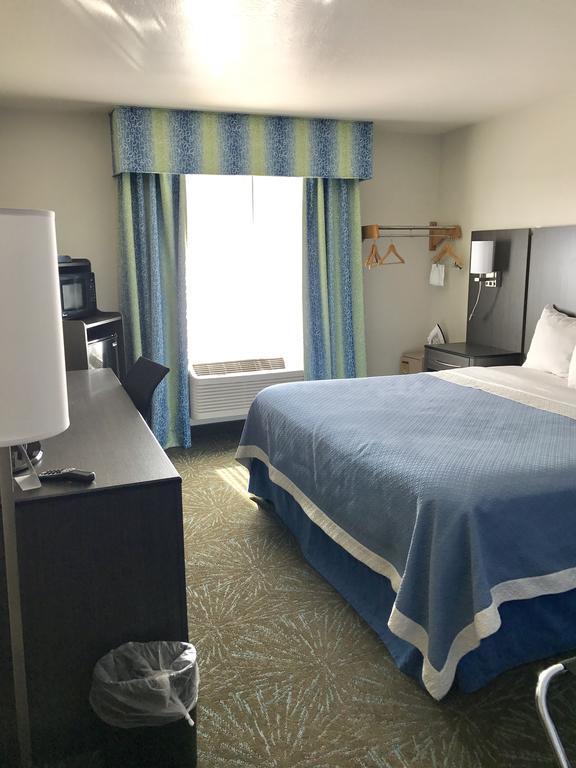 Hotel Days & By Wyndham East