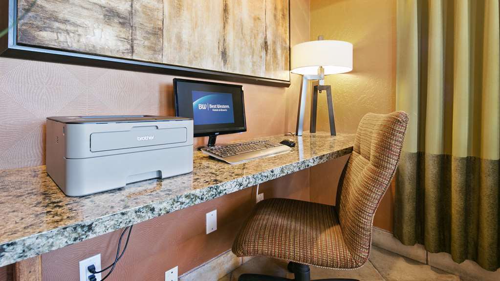 Western Paint Pony Hotel 2*