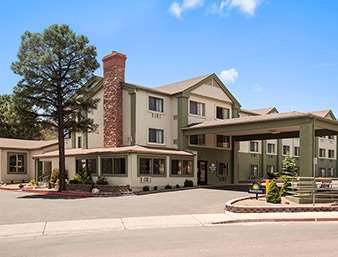 Days & By Wyndham East Hotel 3*
