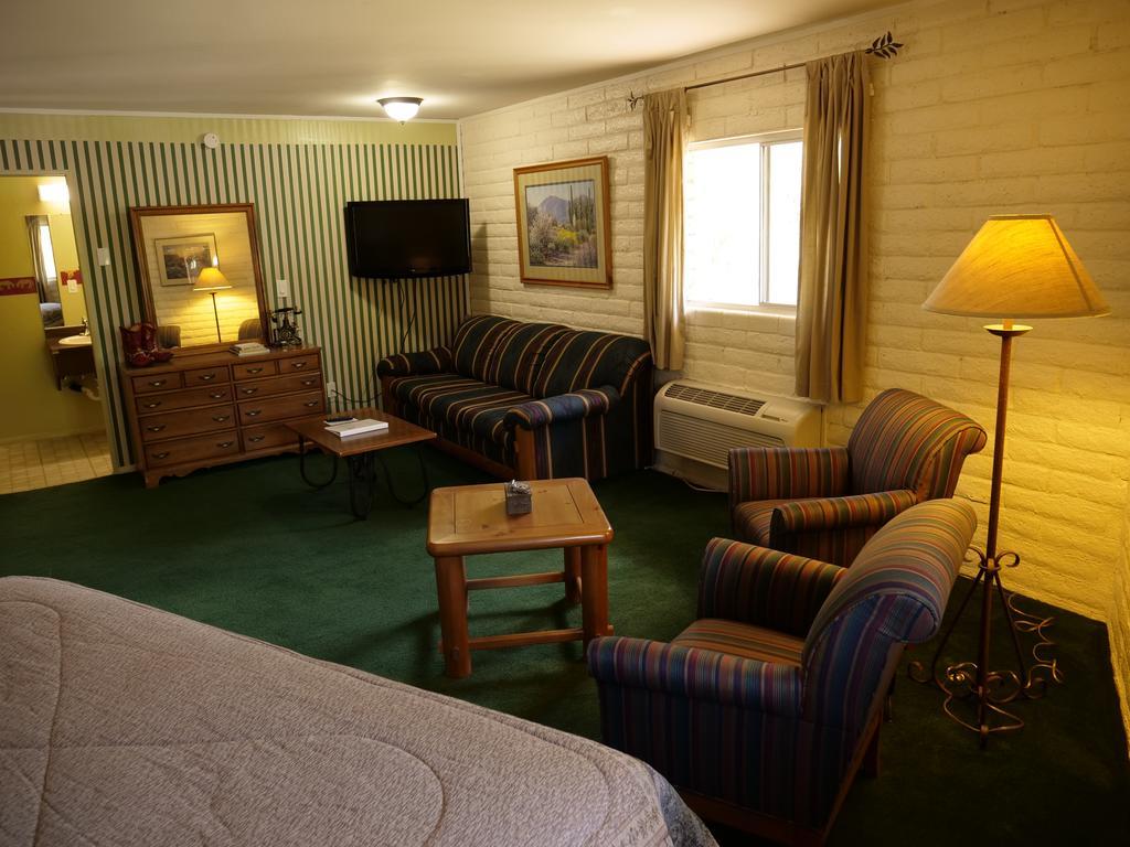 Inn Antlers *