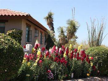 Rancho De Caballeros Resort