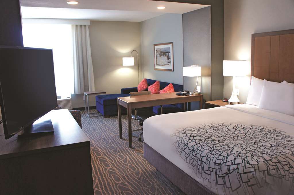 Hotel La Quinta By Wyndham 3*