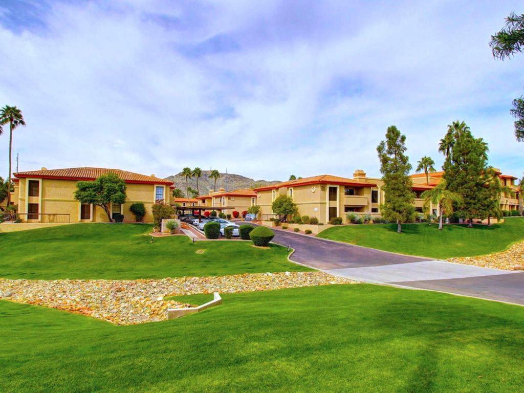 Holiday home Mountain Vista Resort: Gated Community With Pools And Hiking Access