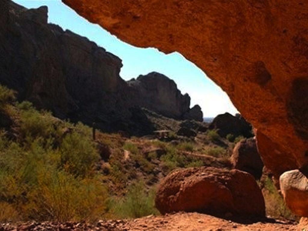 Holiday home Private Community -- ½ Mile Walk To Hiking & Biking At N. Mtn. Preserve! *