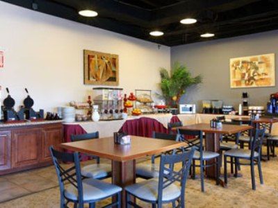 Hotel Days By Wyndham Glendale Area 2*