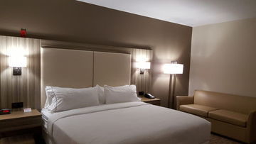Express & By Ihg Hotel