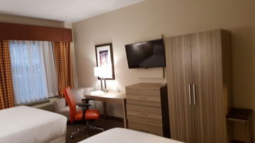 Hotel Express & By Ihg 3*