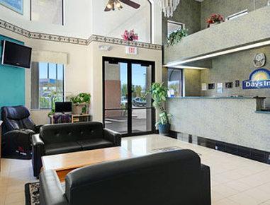 Hotel Days By Wyndham Airport Tucson