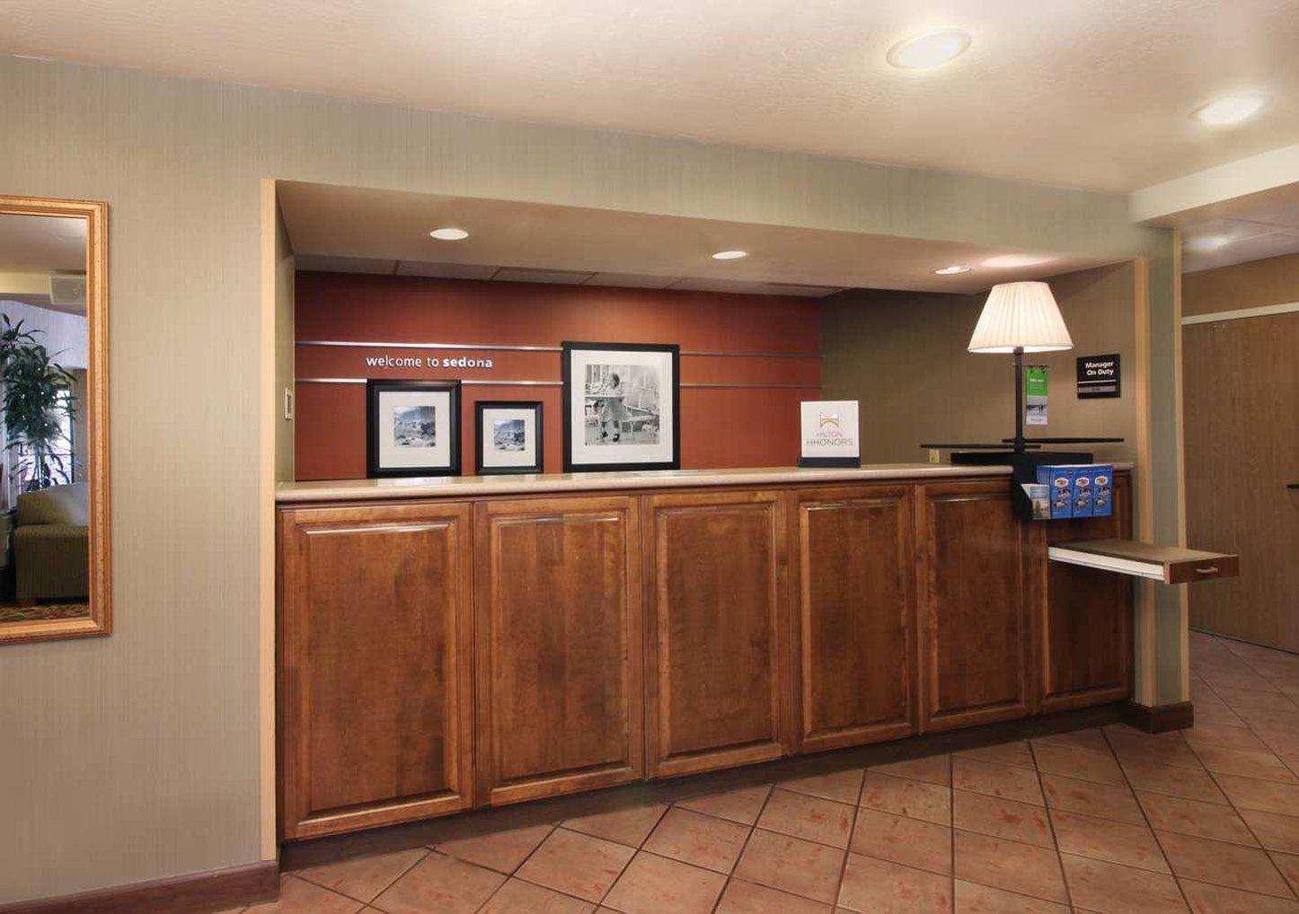 Hotel Hampton 3*