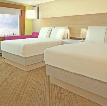 Hotel Express & By Ihg 3*