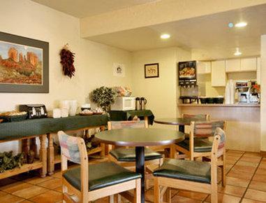 Super 8 By Wyndham Hotel