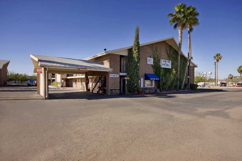 The Kennedy Tucson, Surestay Collection By Western 2*