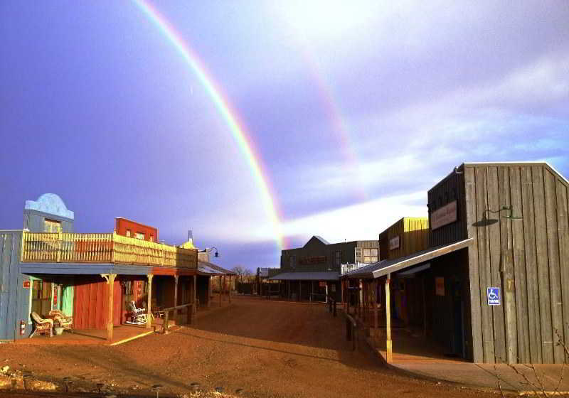 Monument Guest Ranch