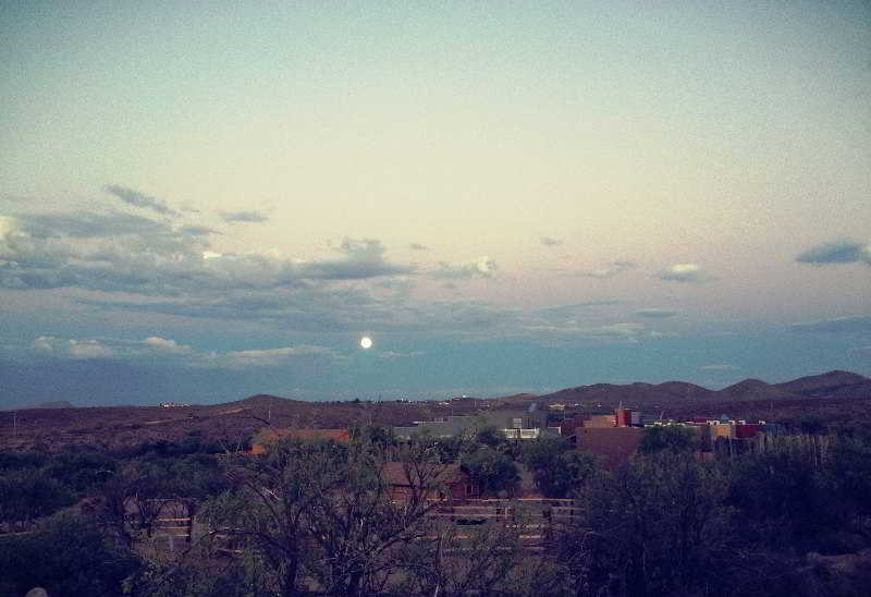 Monument Guest Ranch Resort 4*