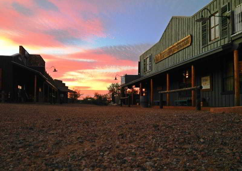 Monument Guest Ranch Tombstone