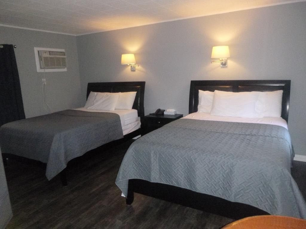 Sierra Motel