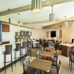 Sheraton At Wrigleyville West Hotel