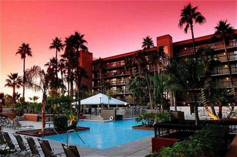 Phoenix-mesa Chandler By Ihg Hotel