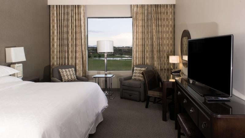 Hotel Sheraton At Wrigleyville West Mesa