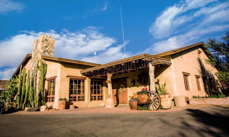 Tanque Guest Ranch * Tucson
