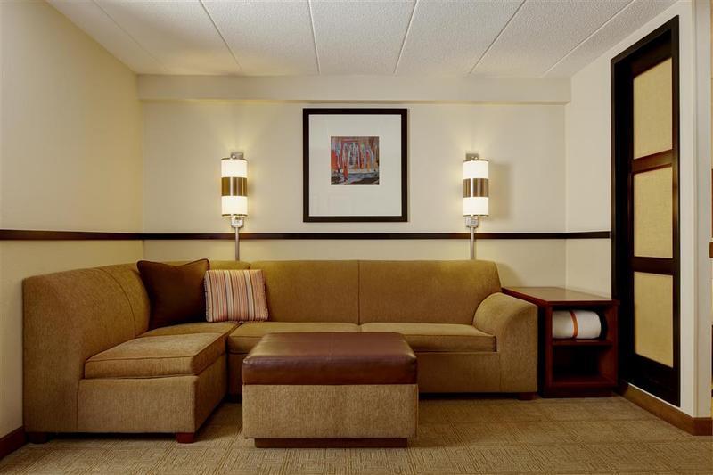 Hyatt Place Phoenix Airport Hotel