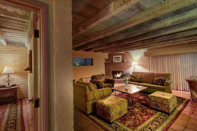 Hacienda Del Sol Guest Ranch Resort 3*